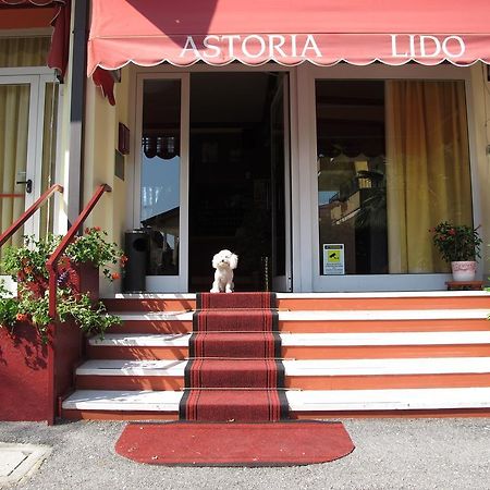 Hotel Astoria Lido Sirmione Eksteriør bilde